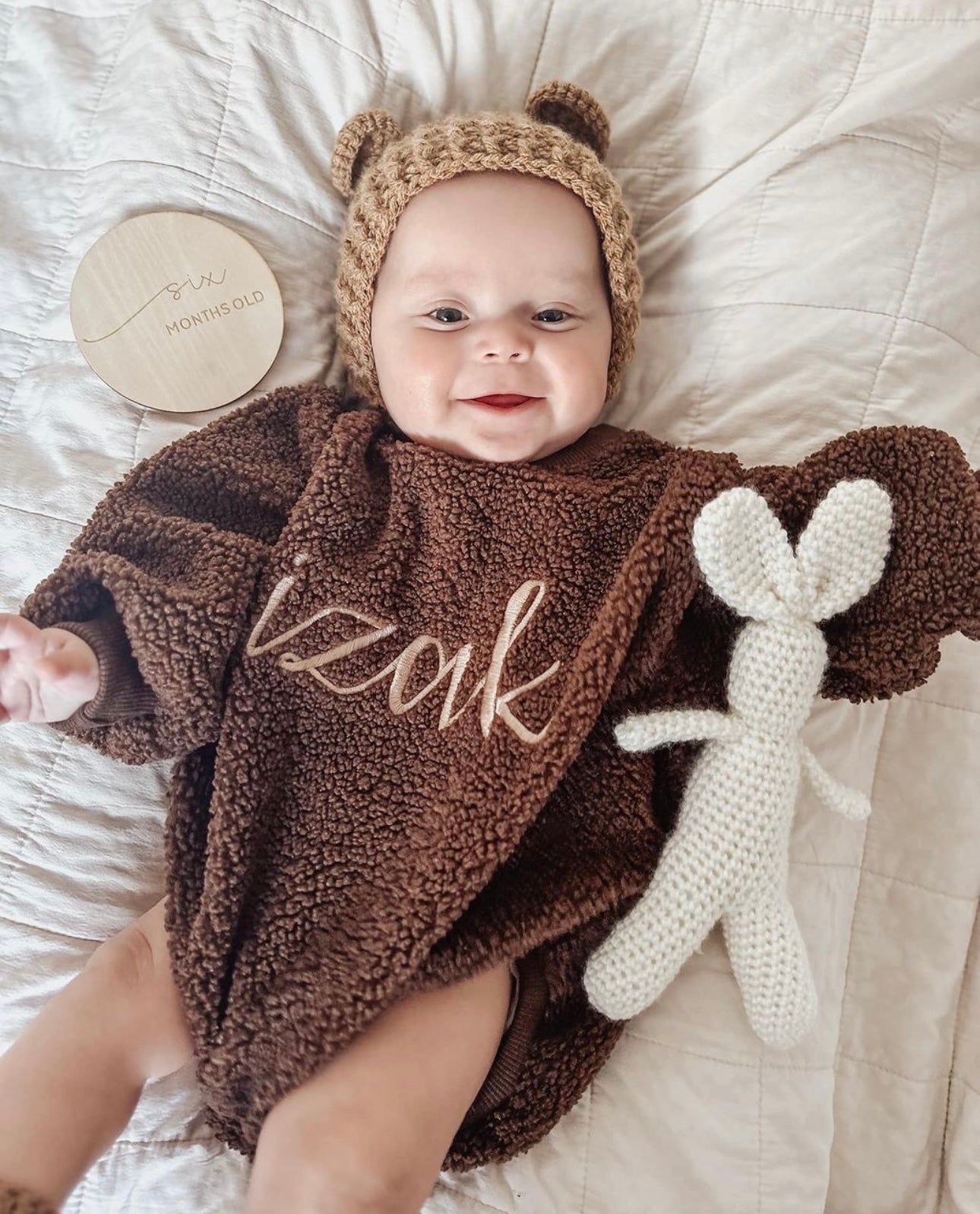 Chic Milestone Plaque Set - Baby Decorative Plaques at Louie Meets Lola