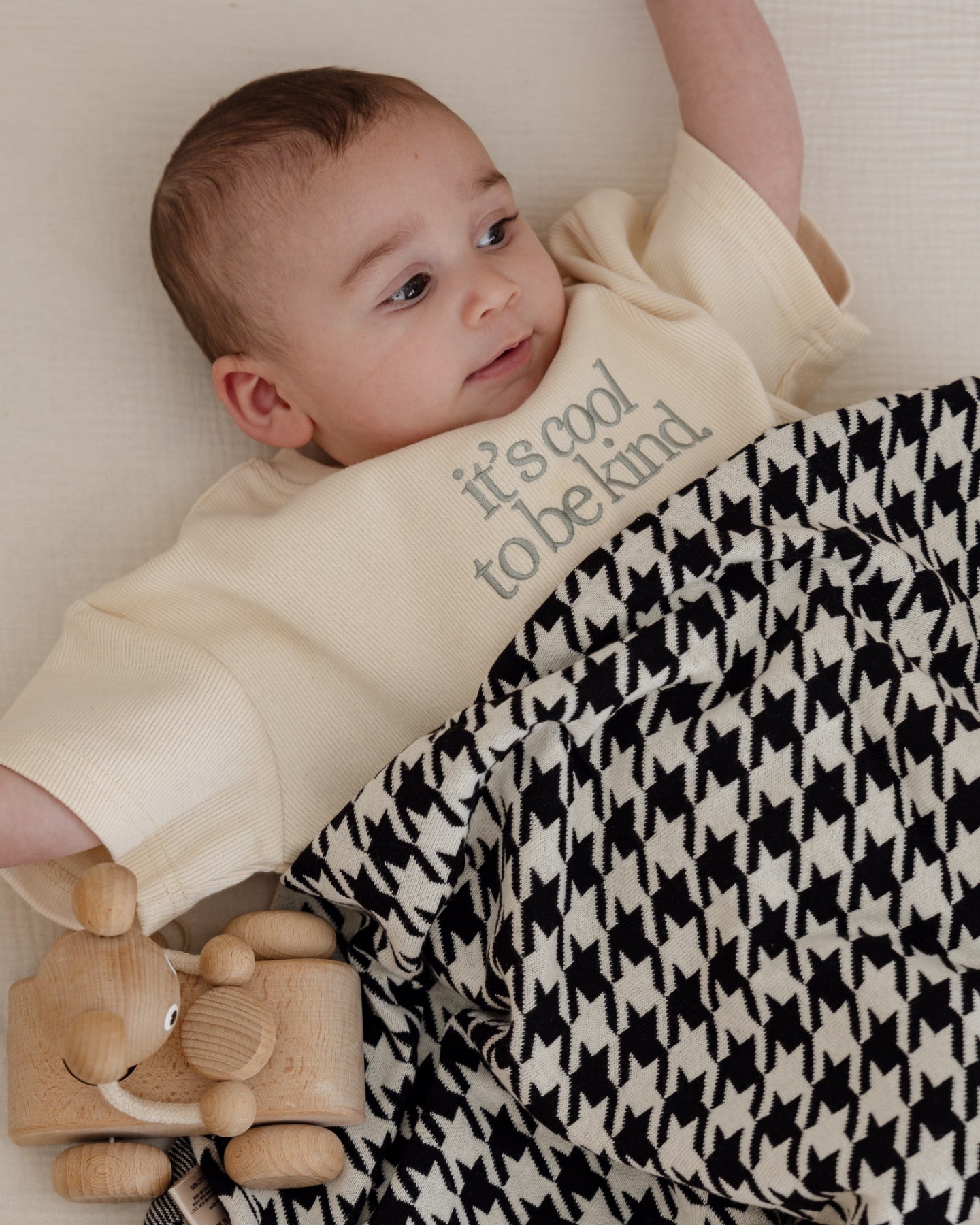 Macro Houndstooth Blanket in Black - Baby Blankets at Louie Meets Lola