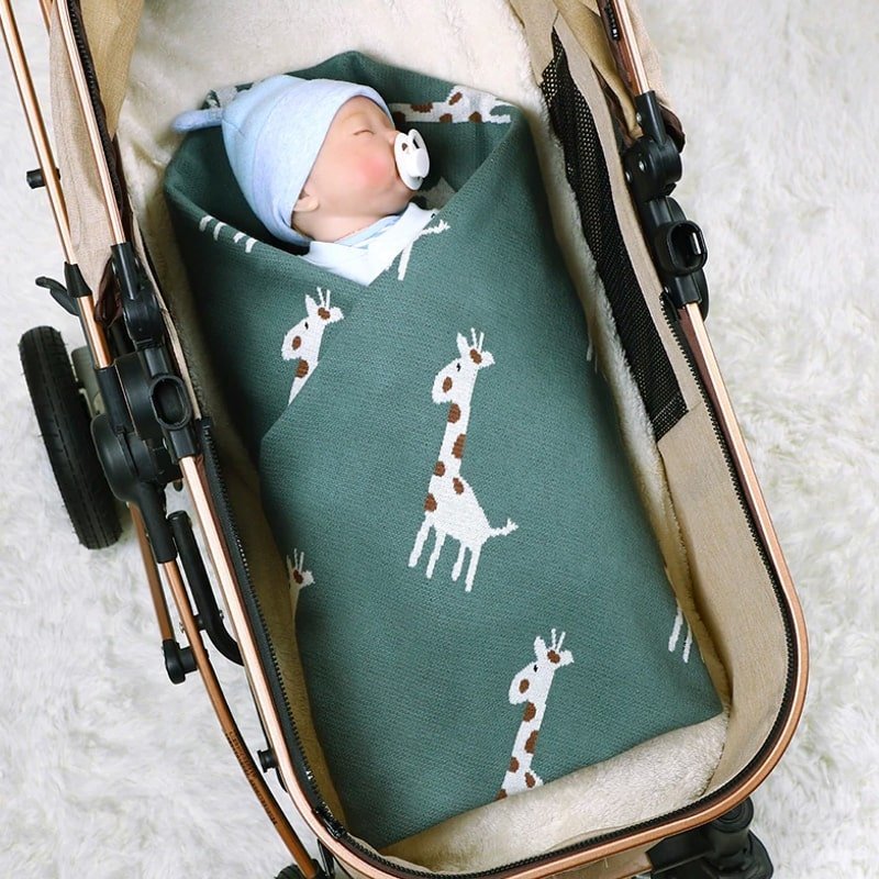 Geoff the Giraffe Blanket - Baby Blankets at Louie Meets Lola
