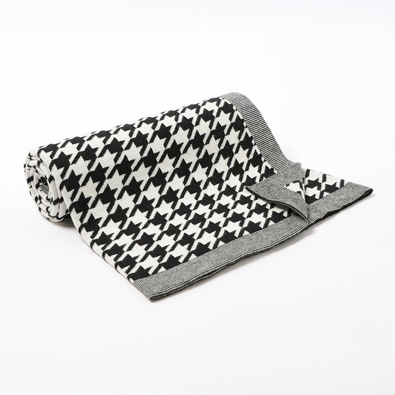 Macro Houndstooth Blanket - Buy Blankets at Louie Meets Lola