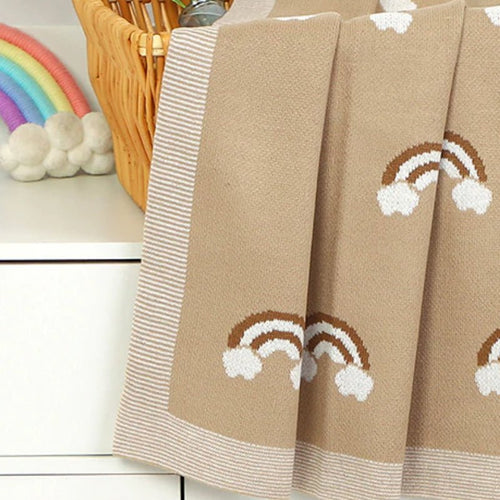 Doxie Rainbow Wonder Quilted Blanket NCU0TL1789